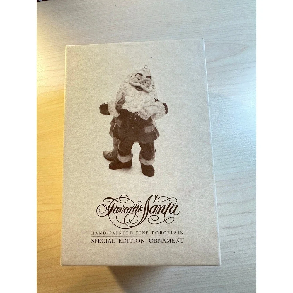 Hallmark Favorite Santa Vintage Collectible‎